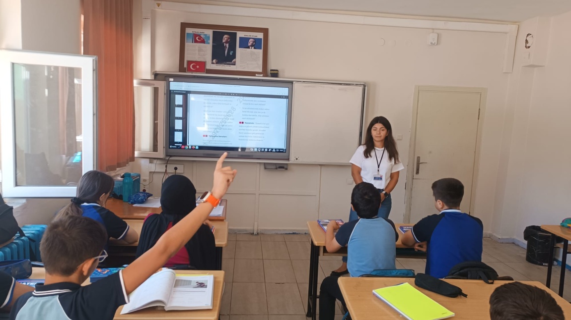 DİJİTAL DÜNYADA ÇOCUK HAKLARI DERS İÇERİĞİ UYGULANDI